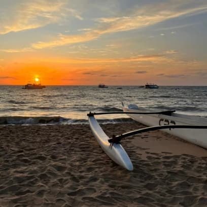 Origens Va´a | Canoa Havaiana